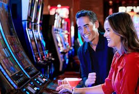 Antarmuka permainan Dream Catcher dengan roda interaktif dan panel taruhan di platform uus toto